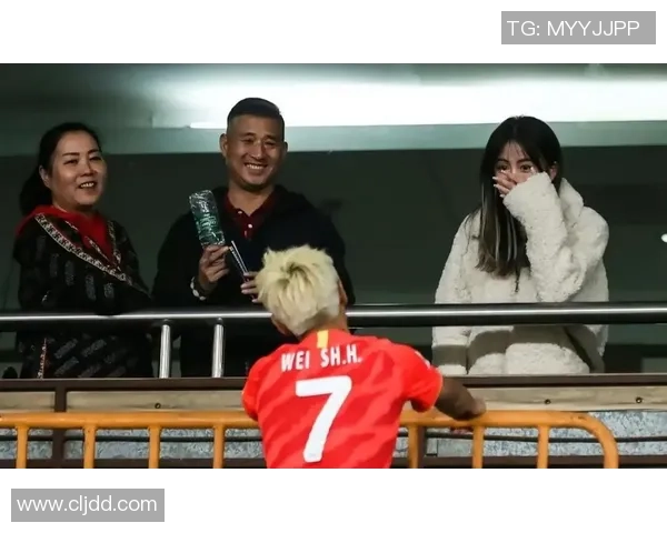 足球明星分享他们踢足球的初心与激情背后的故事与梦想 足球明星分享他们踢足球的初心与激情背后的故事与梦想